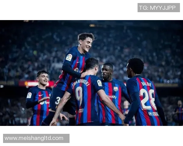 巴萨与巴黎的巅峰对决谁将捧起欧洲冠军的荣耀之杯 巴萨与巴黎的巅峰对决谁将捧起欧洲冠军的荣耀之杯