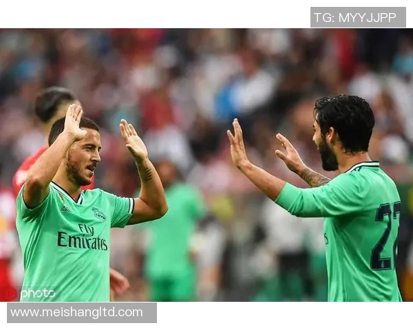 随时随地在线看英足总足球比赛直播精彩瞬间尽在掌握中